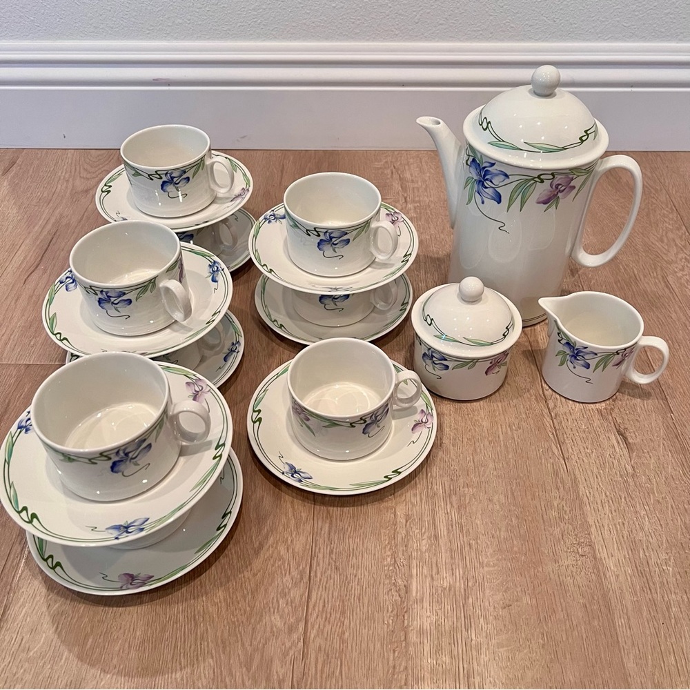 23 Piece Villeroy & Boch Verona Coffee Tea Set (for 9) Teapot Cups Creamer Sugar